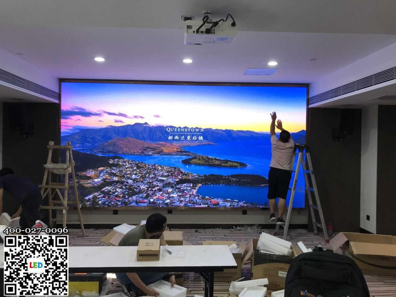 室内P2.5高刷安装6.jpg