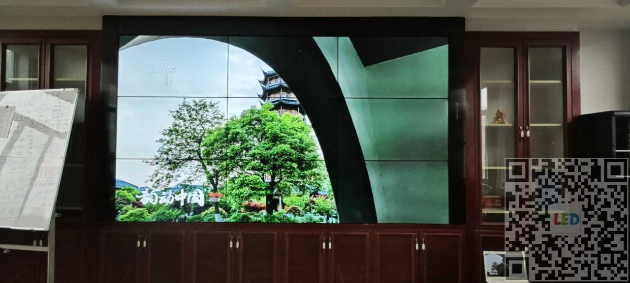 某学校拼接屏1.jpg