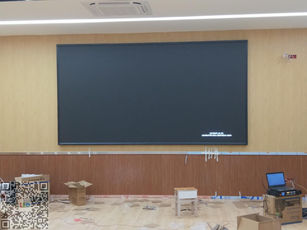 学校室内P3_3.jpg