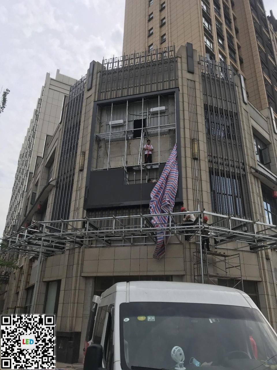 房地产户外P5全彩显示屏