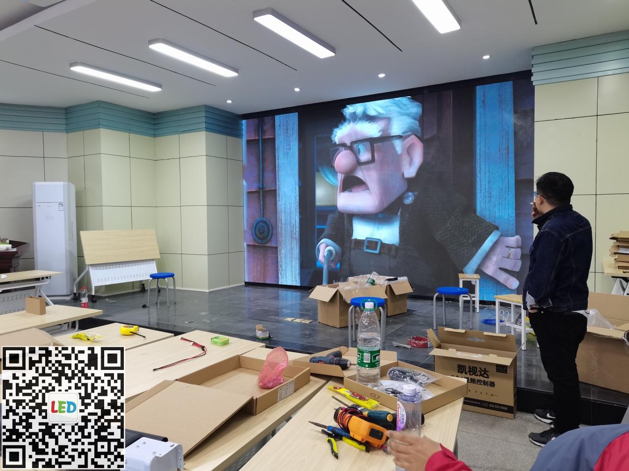 学校室内P2.5_4.jpg