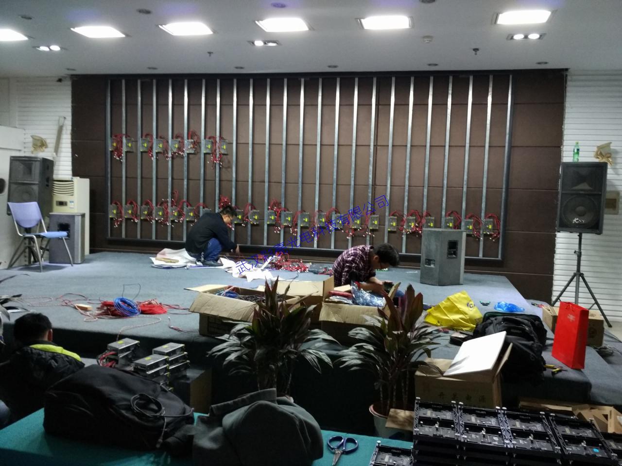 武汉仁爱医院室内P4全彩显示屏案例